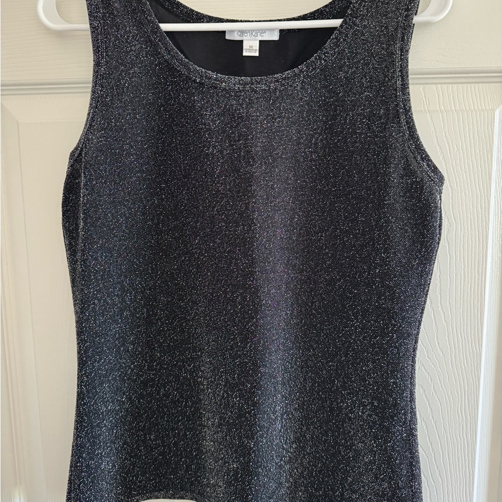 Sparkling dark gray tank